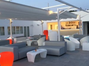 agencement terrasse hotel moderne sur mesure